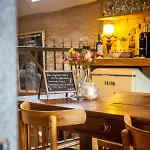 Vleugje Wellness In De Voerstreek - Onder De Poort Bed & Breakfast Voeren