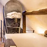 B&B Vleugje Wellness In De Voerstreek - Bed & Brocante Onder De Poort 4*
