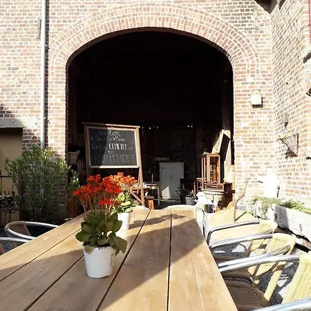 ベッド・アンド・ブレックファスト Vleugje Wellness In De Voerstreek - Bed & Brocante Onder De Poort 4*