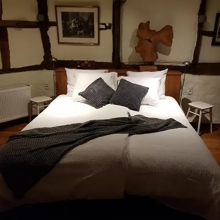Bed & Breakfast Vleugje Wellness In De Voerstreek - Bed & Brocante Onder De Poort *