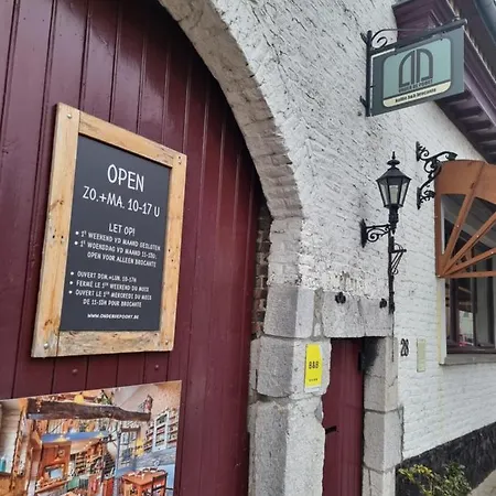 Vleugje Wellness In De Voerstreek - Bed & Brocante Onder De Poort 4*