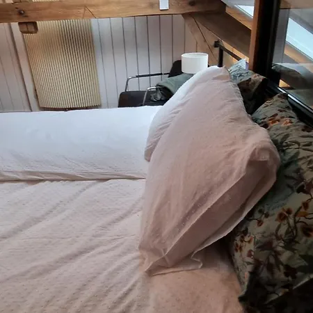 Vleugje Wellness In De Voerstreek - Onder De Poort Couette-café 4*