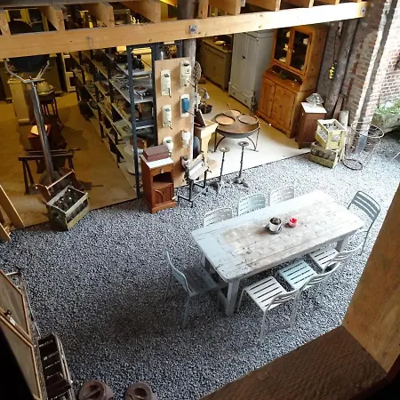 Bed & Breakfast Vleugje Wellness In De Voerstreek - Bed & Brocante Onder De Poort