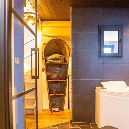 Vleugje Wellness In De Voerstreek - Bed & Brocante Onder De Poort 4* フーレン