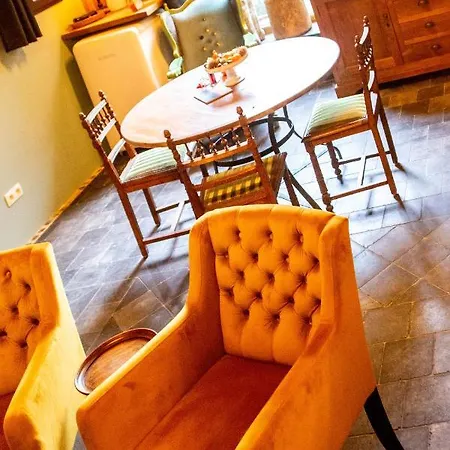 Vleugje Wellness In De Voerstreek - Bed & Brocante Onder De Poort 4* フーレン