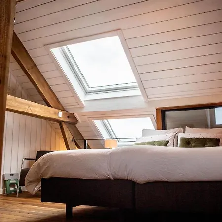 Vleugje Wellness In De Voerstreek - Bed & Brocante Onder De Poort 4* Voeren