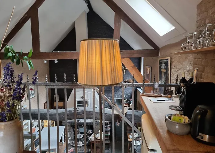 Vleugje Wellness In De Voerstreek - Bed & Brocante Onder De Poort Fourons