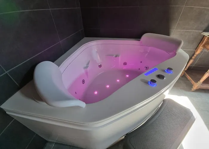 Vleugje Wellness In De Voerstreek - Bed & Brocante Onder De Poort Fourons