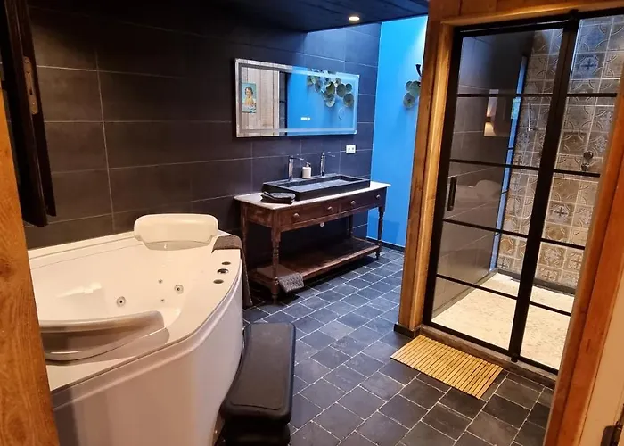 Vleugje Wellness In De Voerstreek - Bed & Brocante Onder De Poort