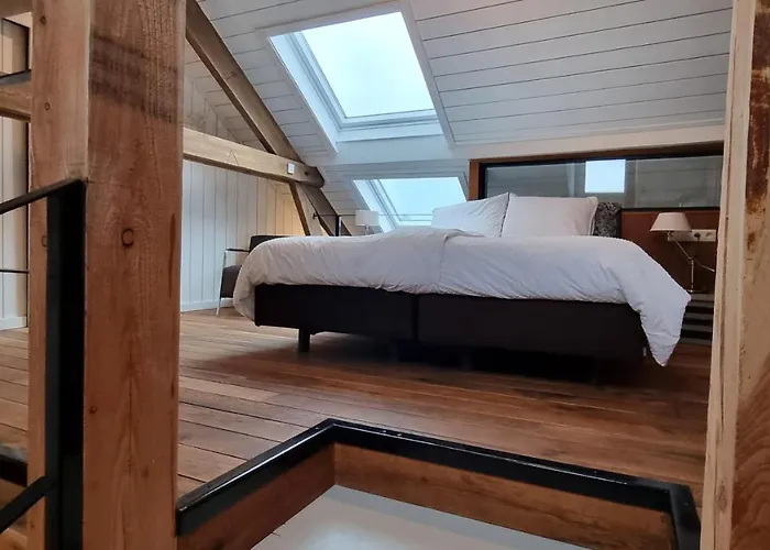 Vleugje Wellness In De Voerstreek - Bed & Brocante Onder De Poort Couette-café 4*