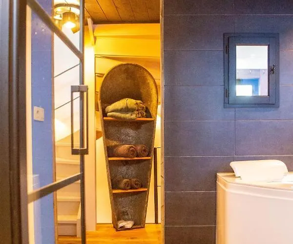 Vleugje Wellness In De Voerstreek - Bed & Brocante Onder De Poort 4* Fourons