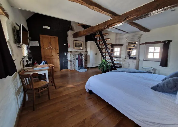 Vleugje Wellness In De Voerstreek - Bed & Brocante Onder De Poort Couette-café 4*