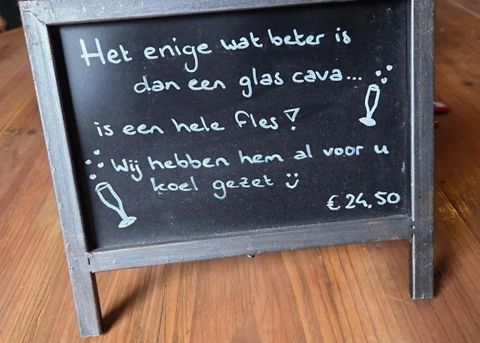 Vleugje Wellness In De Voerstreek - Bed & Brocante Onder De Poort Couette-café